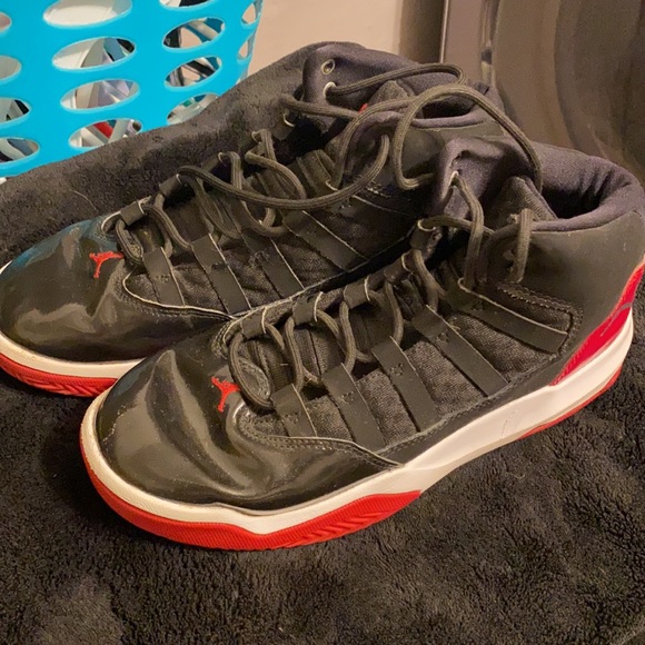 Black,Red, and White Youth Jordan’s - Picture 3 of 5